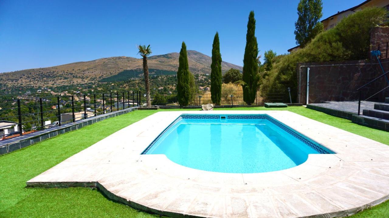 Villa Los Angeles El Espinar Eksteriør bilde