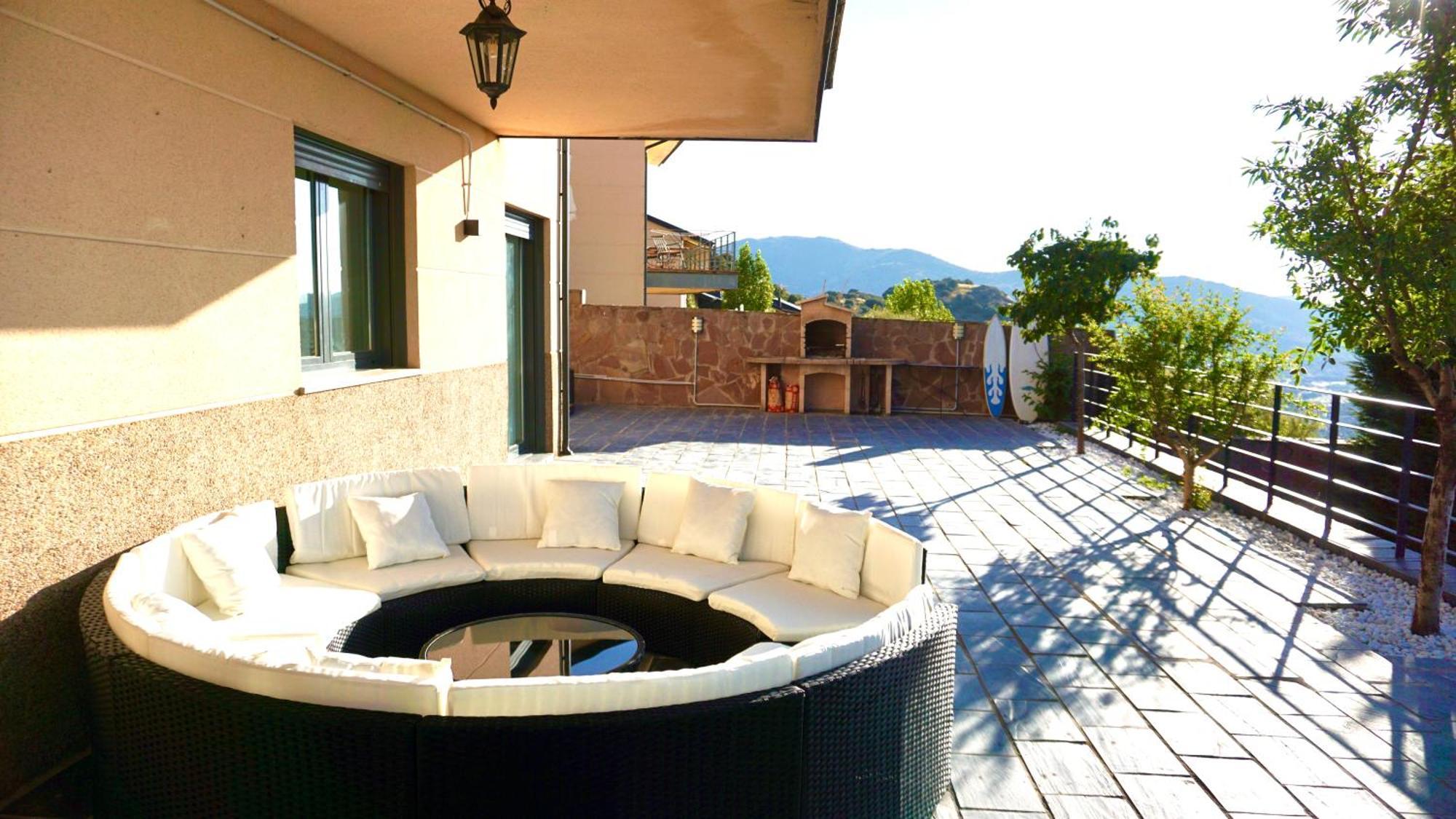 Villa Los Angeles El Espinar Eksteriør bilde