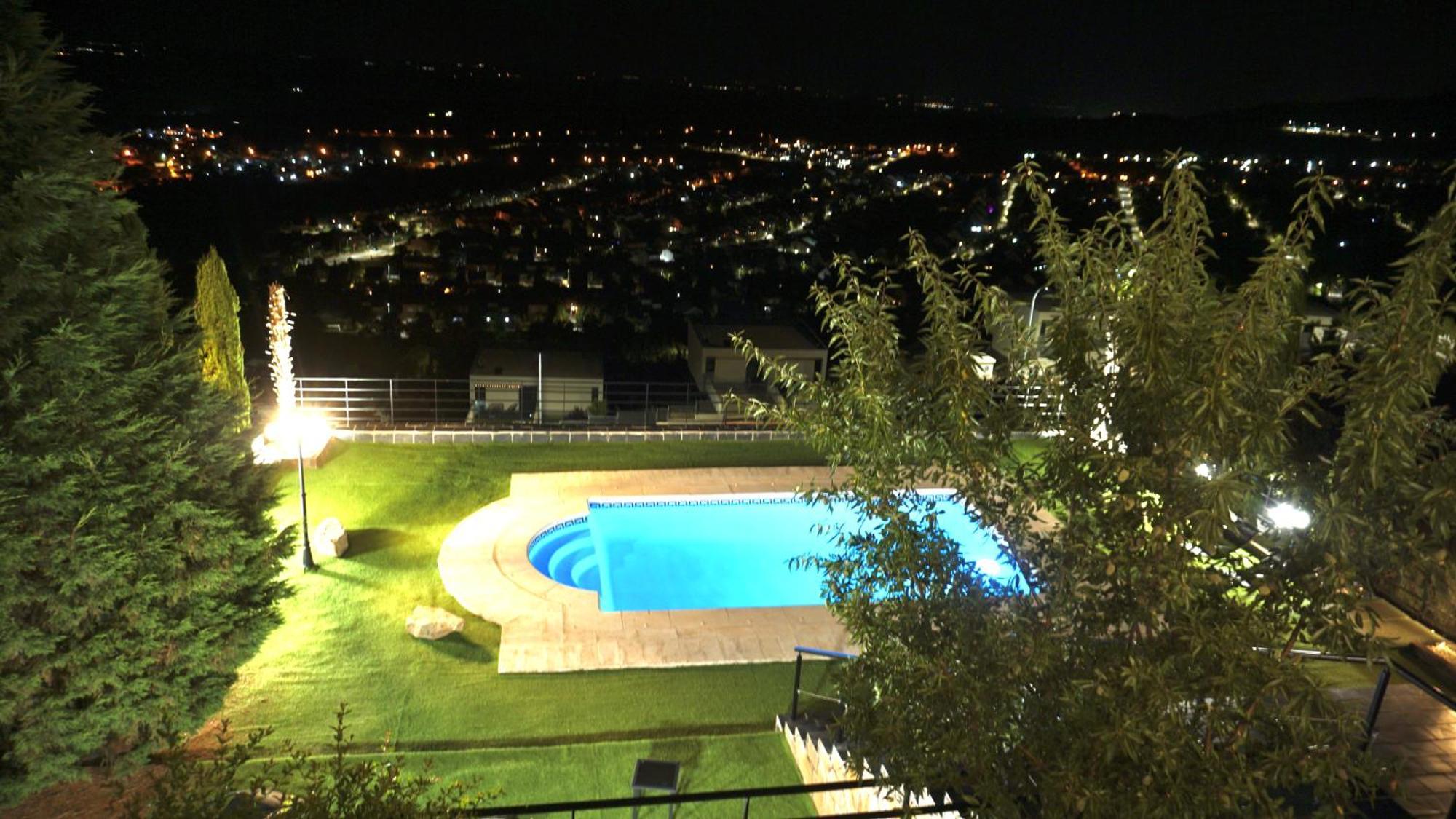 Villa Los Angeles El Espinar Eksteriør bilde